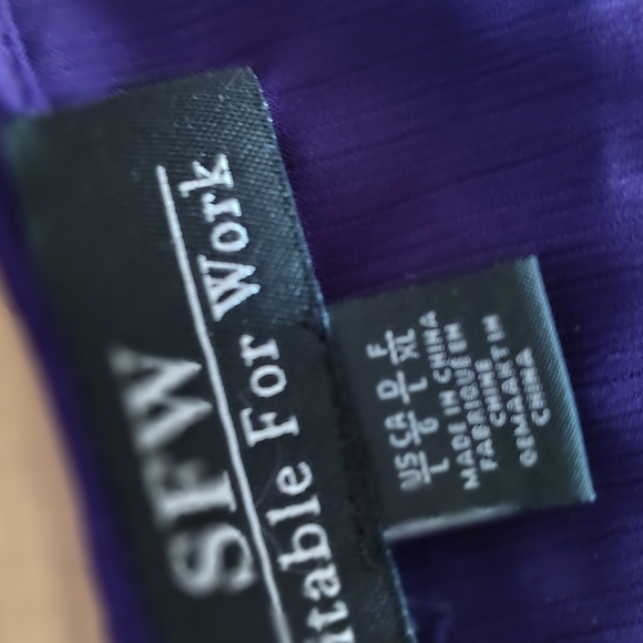 SUITED FOR WORK WOMENS SIZE LARGE Purple Blouse - Picture 6 of 7